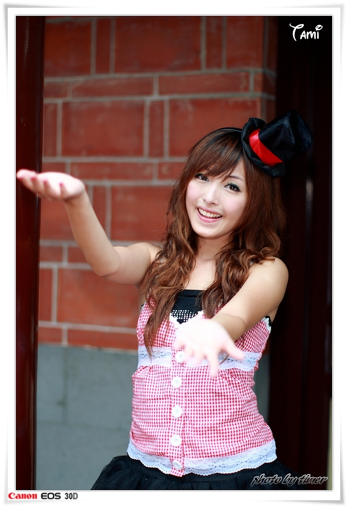 台湾清纯美女-Tami-兒童育樂中心外拍